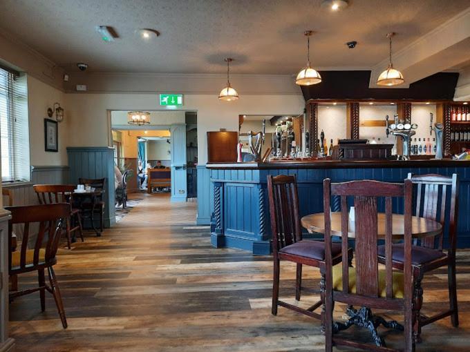 Ivanhoe Hotel Scalby  Exterior photo